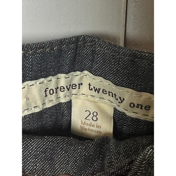 Forever Twenty One Women's Dark Blue Jean Shorts Size 28 - Picture 4 of 8